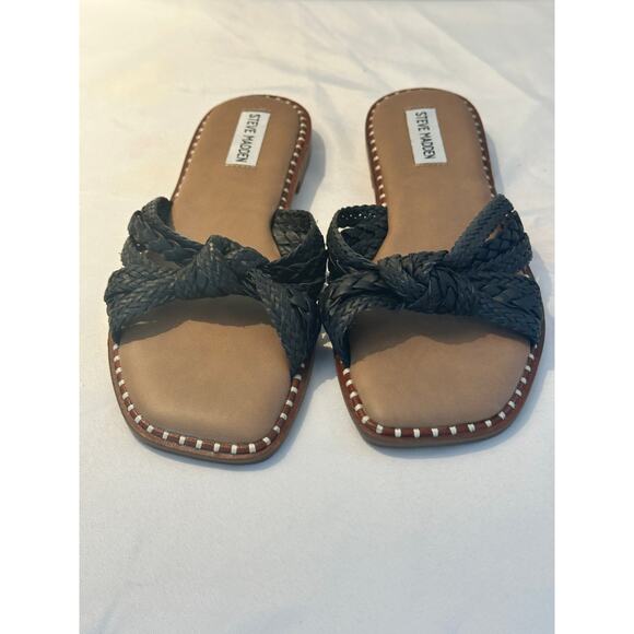 STEVE MADDEN KANDACE BLACK Slide SIZE 8 NWOT - Picture 2 of 4